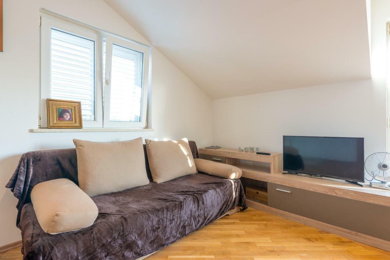 Majestic Lookout - Apartment Rixi Dubrovnik Exteriör bild