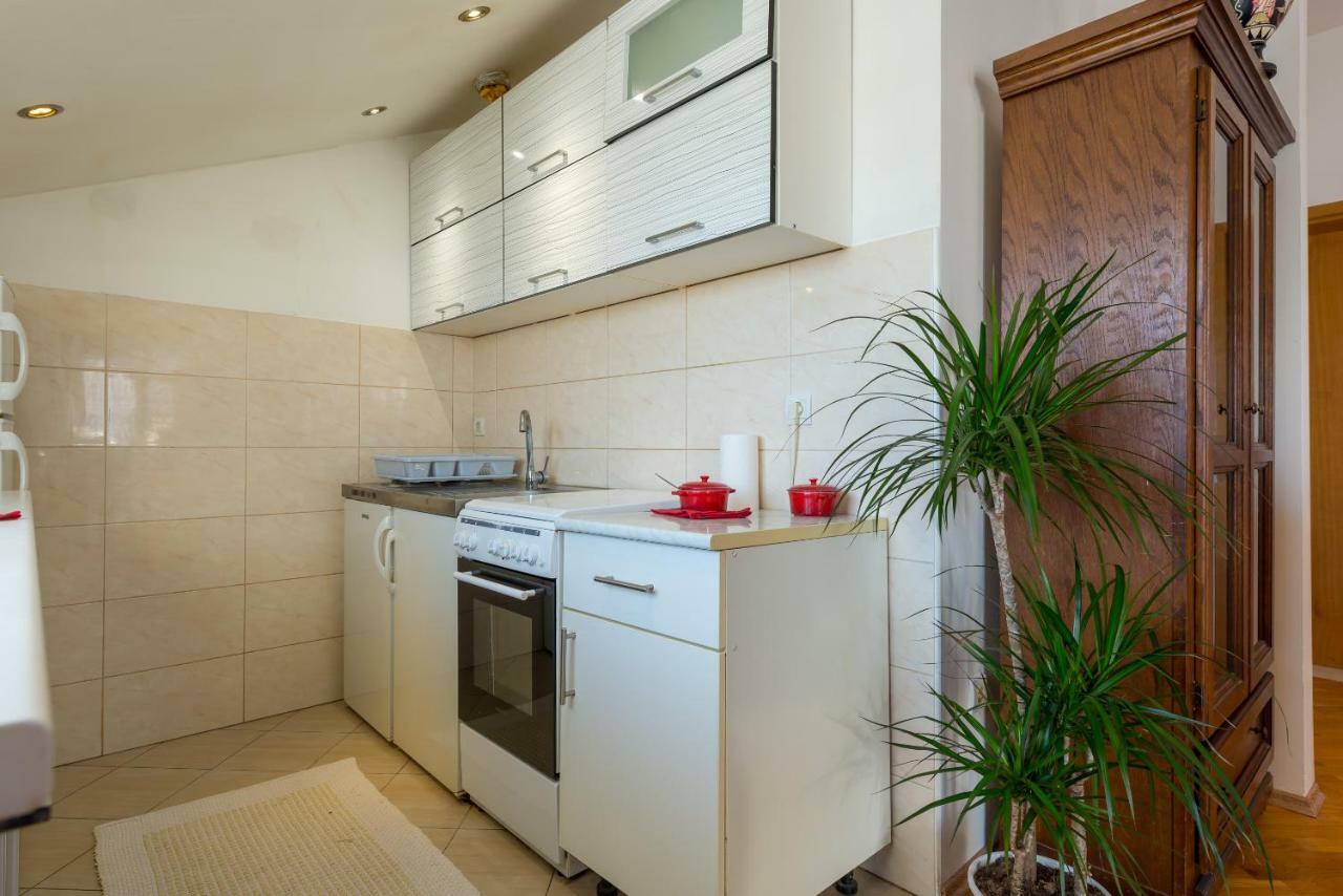 Majestic Lookout - Apartment Rixi Dubrovnik Exteriör bild
